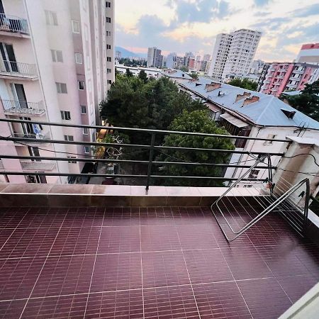 Appartamento Guga House Tbilisi Esterno foto