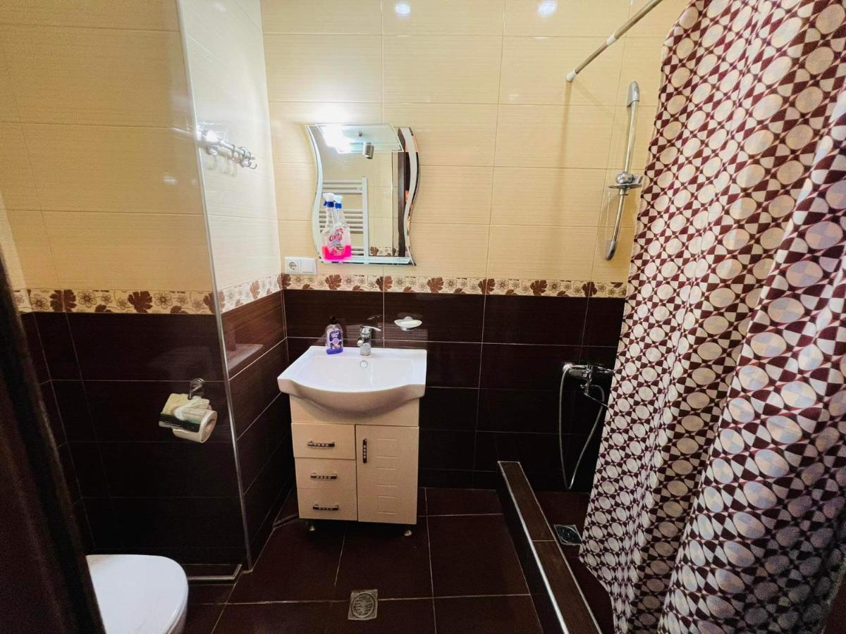 Appartamento Guga House Tbilisi Esterno foto